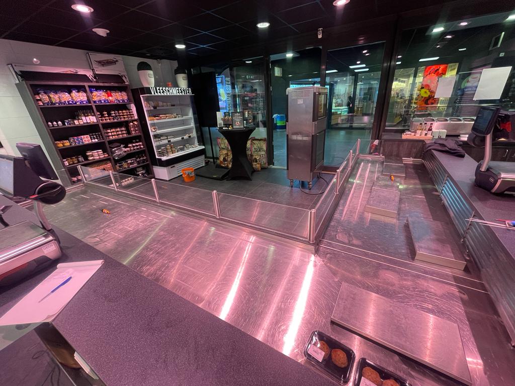 Vleeschmeester Hendrik Ido Ambacht 6